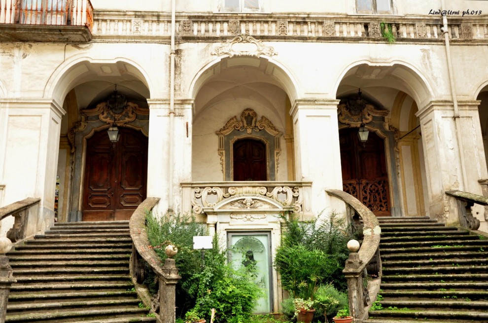 Makumbusho ya Sanaa ya Afya na Famasia ya wasiotibika - Napoli | Secret World Trip Planner