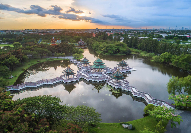 Den gamle by Muang Boran - Tambon Bang Pu Mai | Secret World Trip Planner
