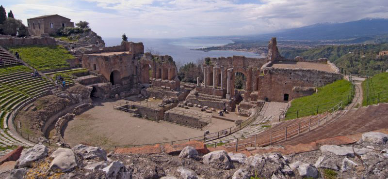 Teatro Grego Romano - Taormina | Secret World Trip Planner