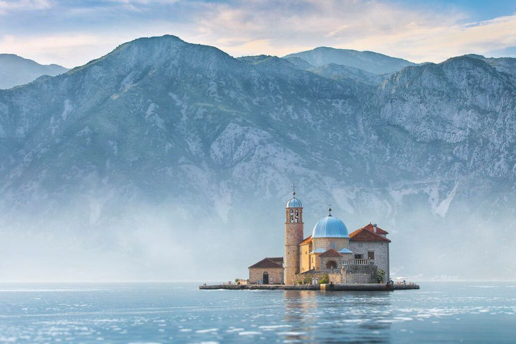 Nossa Senhora das rochas: uma bela ilha na Baía de Kotor - 2 | Secret World Trip Planner