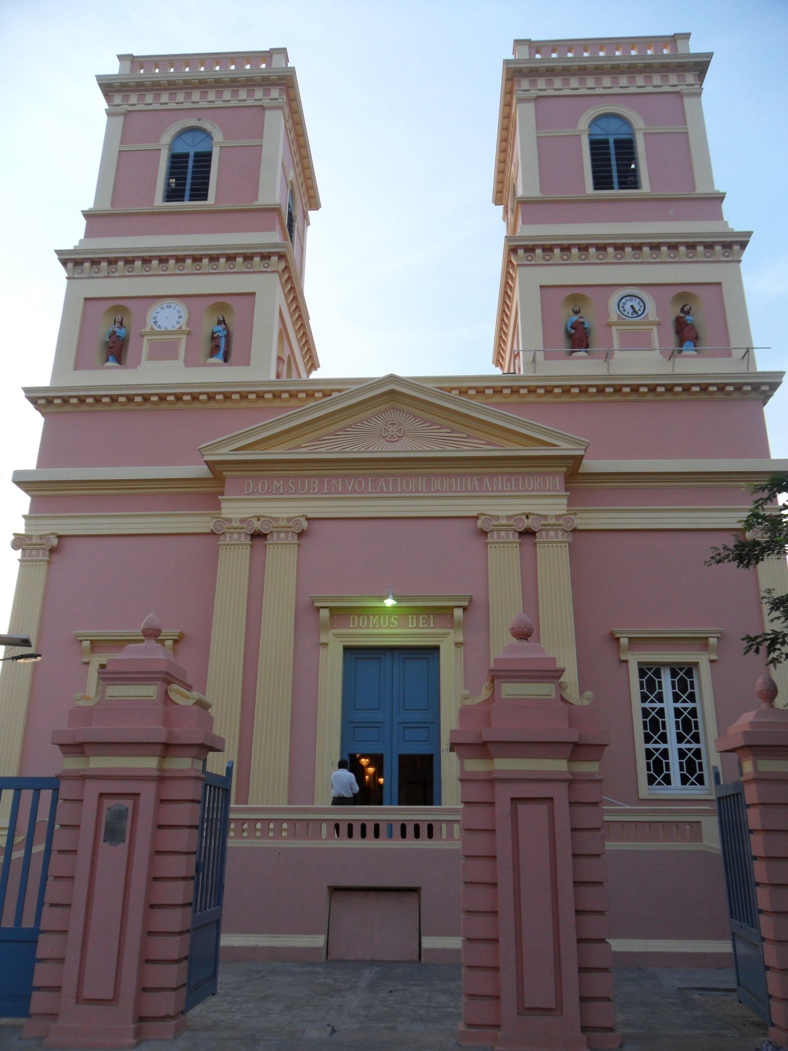 Chiesa della Madonna degli Angeli - Puducherry | Secret World Trip Planner