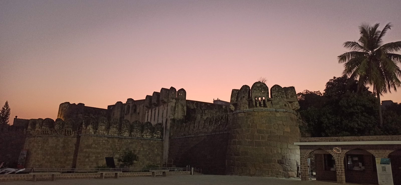 Форт Голконда Хайдарабад - Hyderabad | Secret World Trip Planner