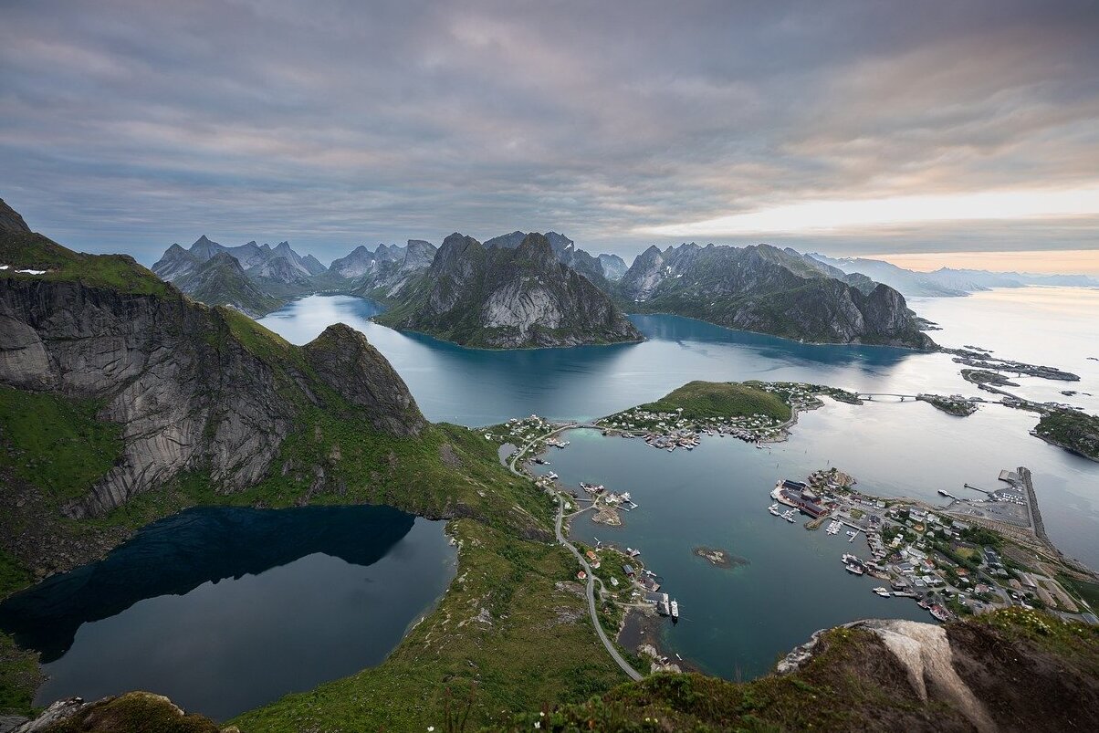 Midnight Sun in Lofoten Norway .....Moskenes! - Moskenes | Secret World Trip Planner