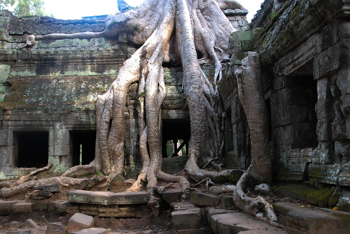 Flooded Abandoned Temple in Angkor - Secret World - Angkor | Secret World Trip Planner