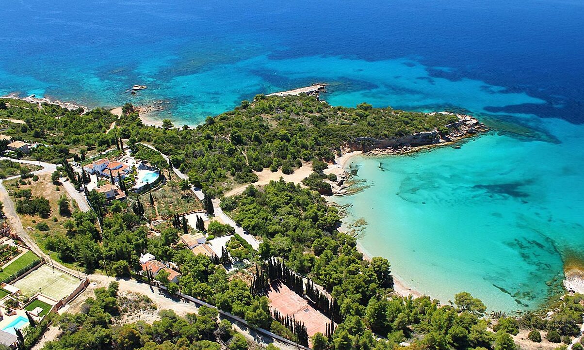 Grecia | Porto Heli:un pittoresco villaggio cosmopolita — Kosta