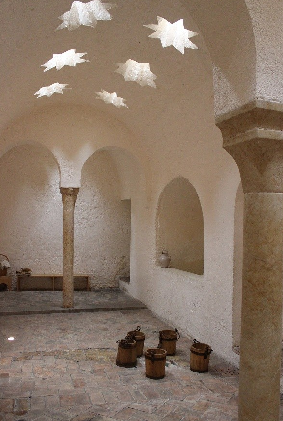 Valenzia e i Baños del Almirante - València | Secret World Trip Planner
