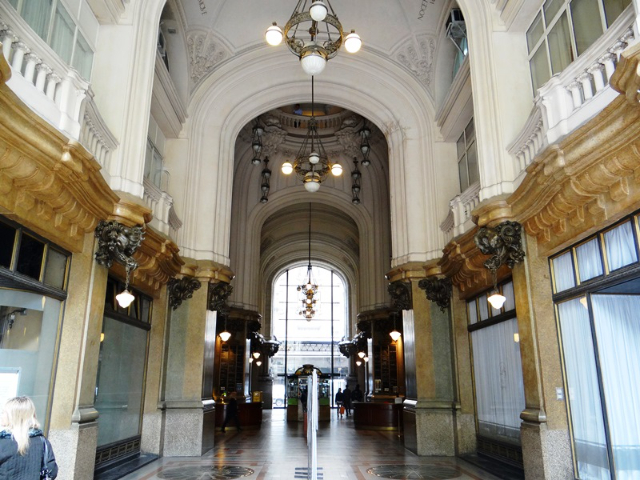 বারোলো প্রাসাদ - Buenos Aires | Secret World Trip Planner