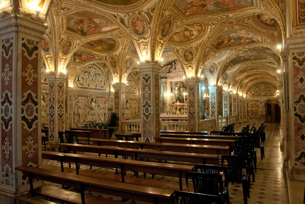 Katedrala v Salernu in njena čudovita kripta - Salerno | Secret World Trip Planner