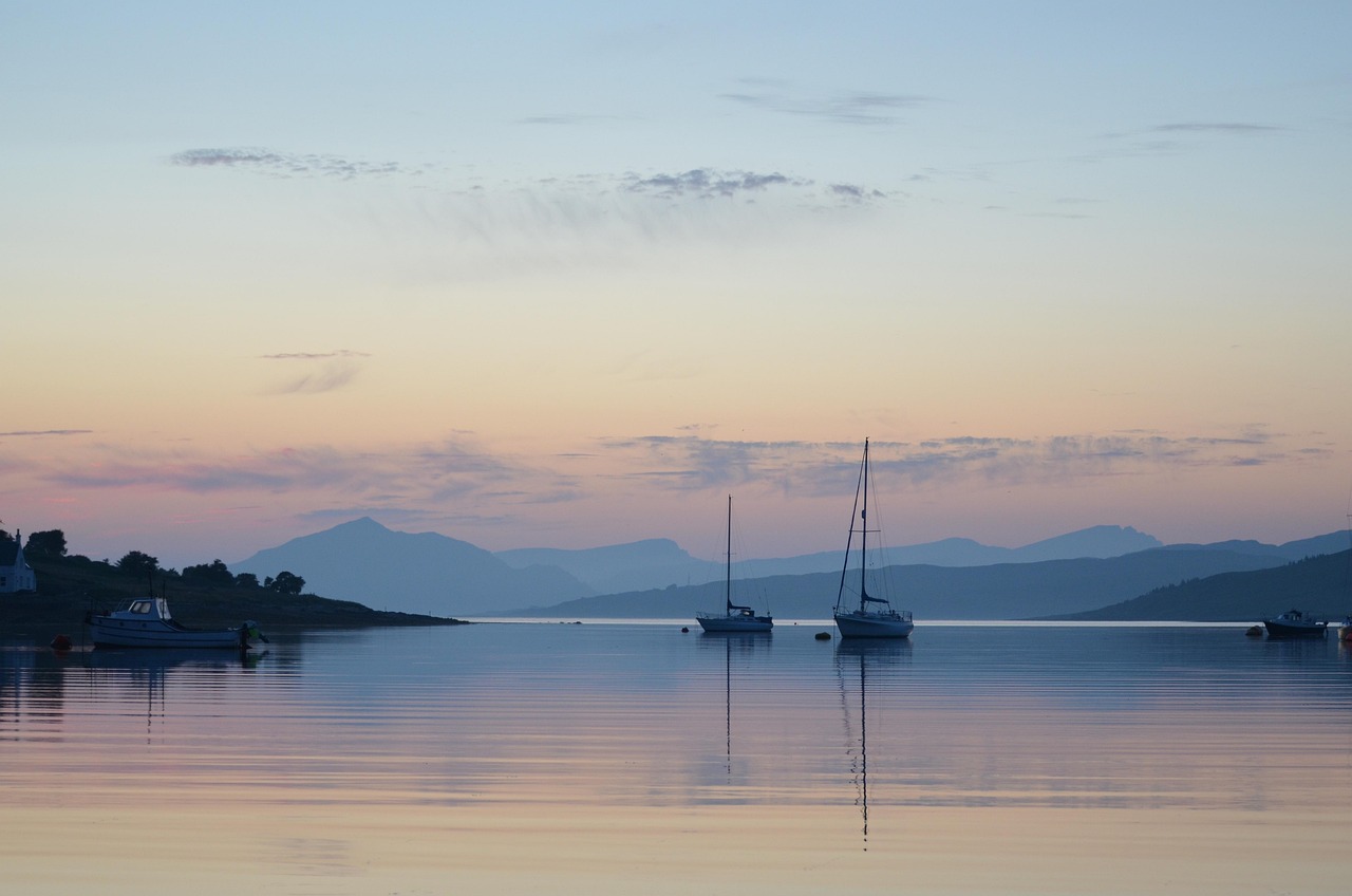 Il lago di Loch Ness, IL mistero del mostro| Scozia - Loch Ness | Secret World Trip Planner