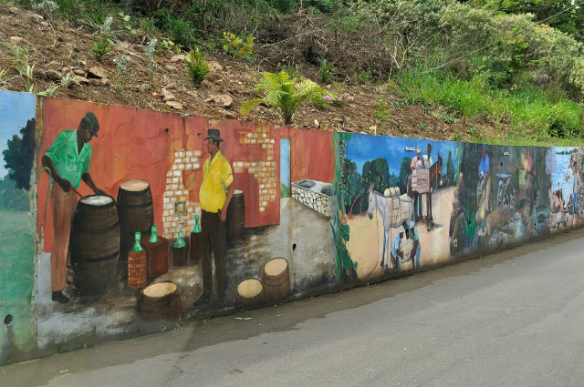Murals de Fahie Hill - Road Town | Secret World Trip Planner
