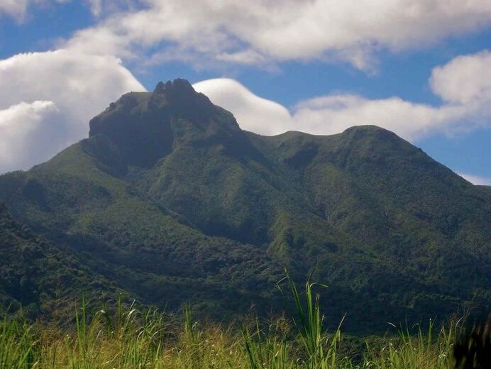 Mt. Liamuiga - Un vulcano dormiente incredibilmente bello - Mount Liamuiga | Secret World Trip Planner