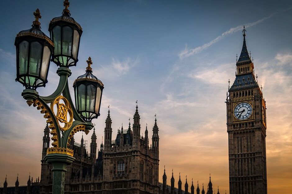 Big Ben, simbol saka London - Rahasia Donya - Londra | Secret World Trip Planner