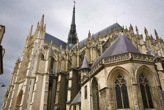 कैथेड्रल - Amiens | Secret World Trip Planner