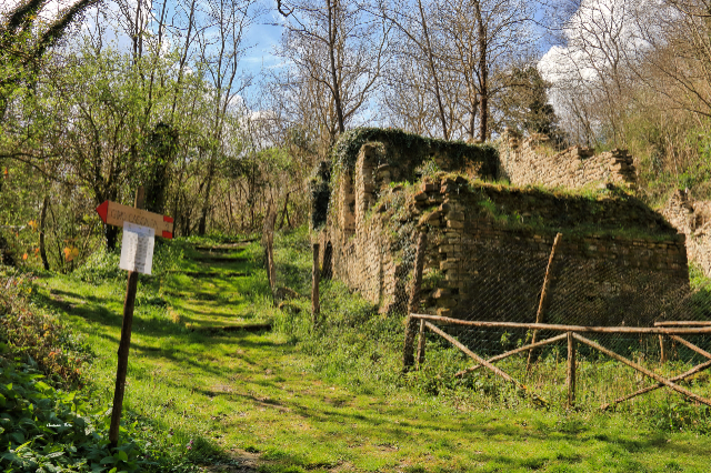 Trabocco parkı - Montecarotto | Secret World Trip Planner