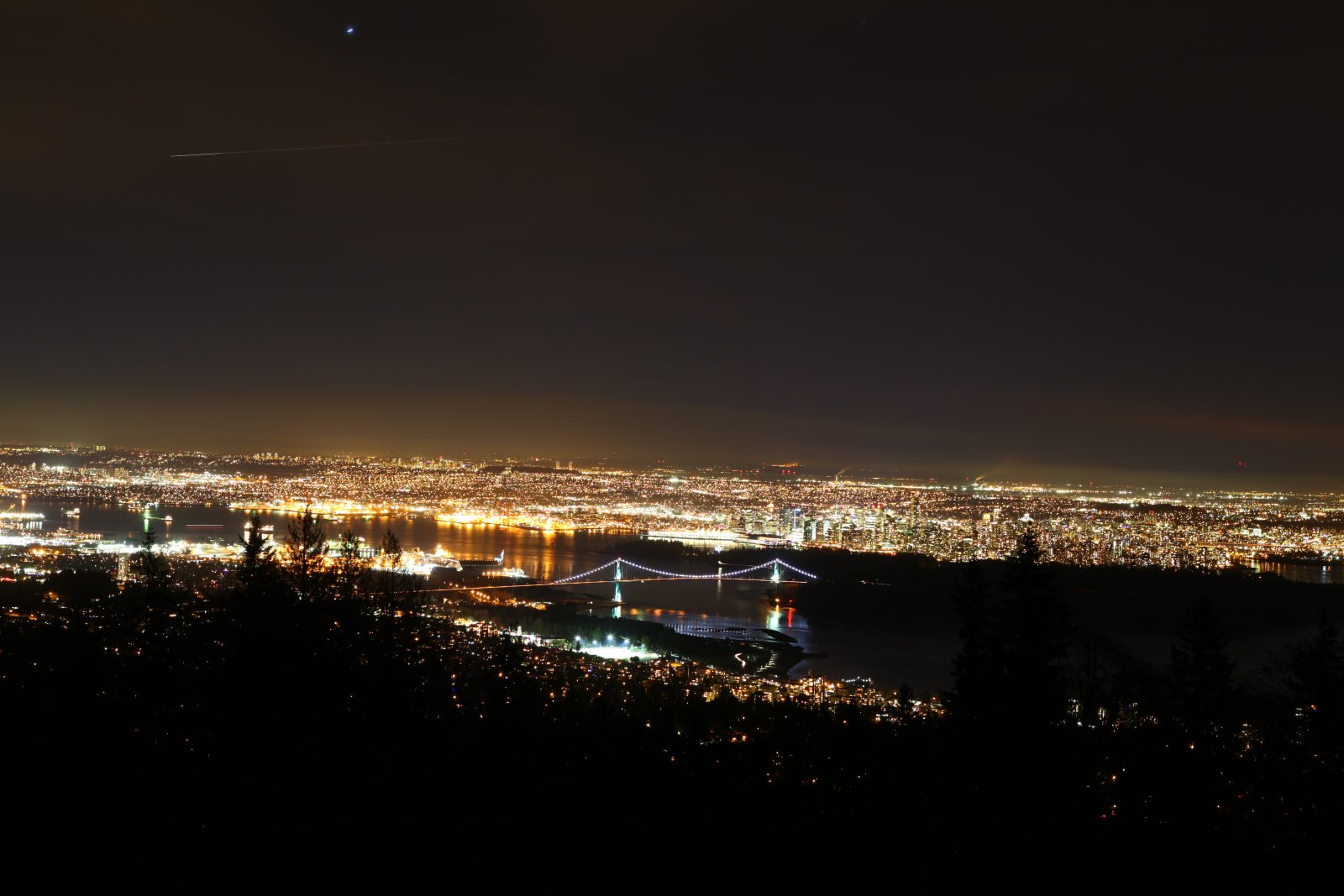 صنوبر پہاڑ ہے ایک سکی علاقے میں ویسٹ وینکوور - Vancouver | Secret World Trip Planner