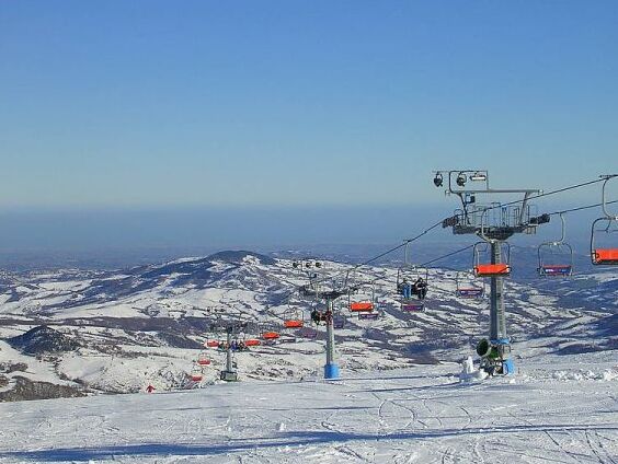 Granada: Sciare in Sierra Nevada - 18417 | Secret World Trip Planner