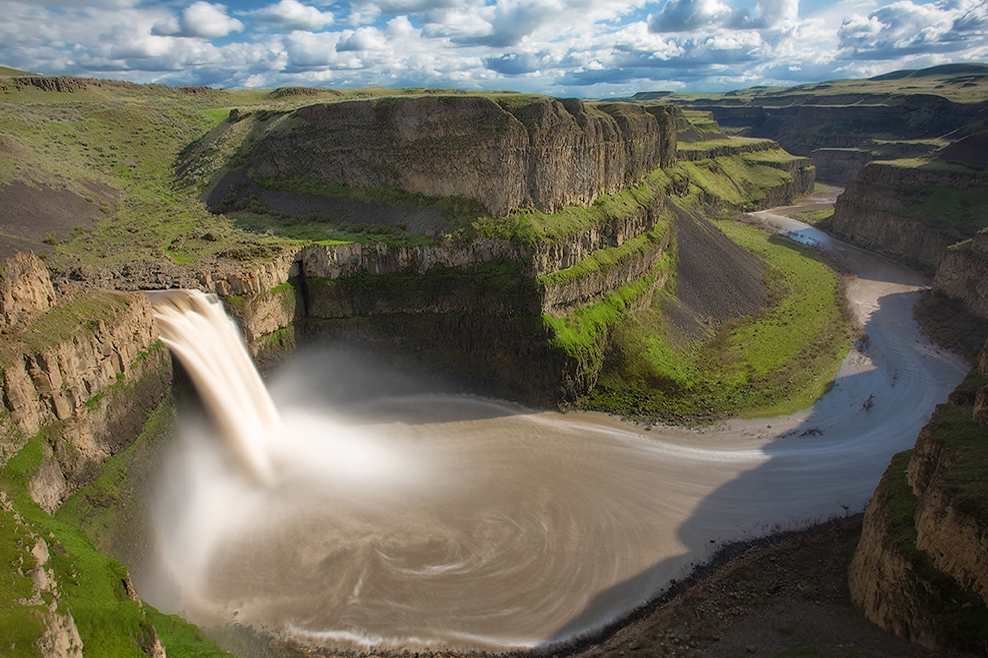 Kultovní Palouse Falls - LaCrosse | Secret World Trip Planner