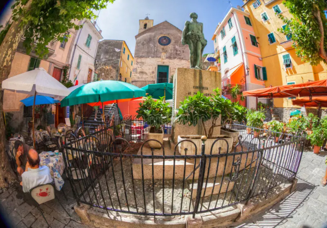 코르닐라 - Corniglia | Secret World Trip Planner