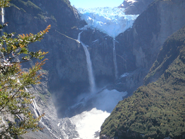 Queula National Park og isfaldet - Aysén | Secret World Trip Planner