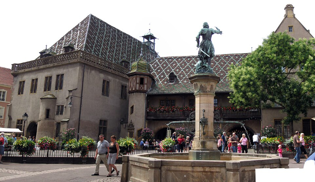 מזרקת שוונדי - Colmar | Secret World Trip Planner