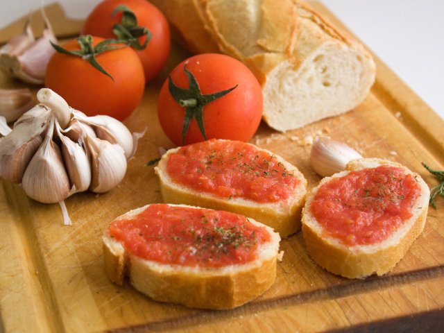 Pa amb Tomàquet (Tomato Bread) - Girona | Secret World Trip Planner