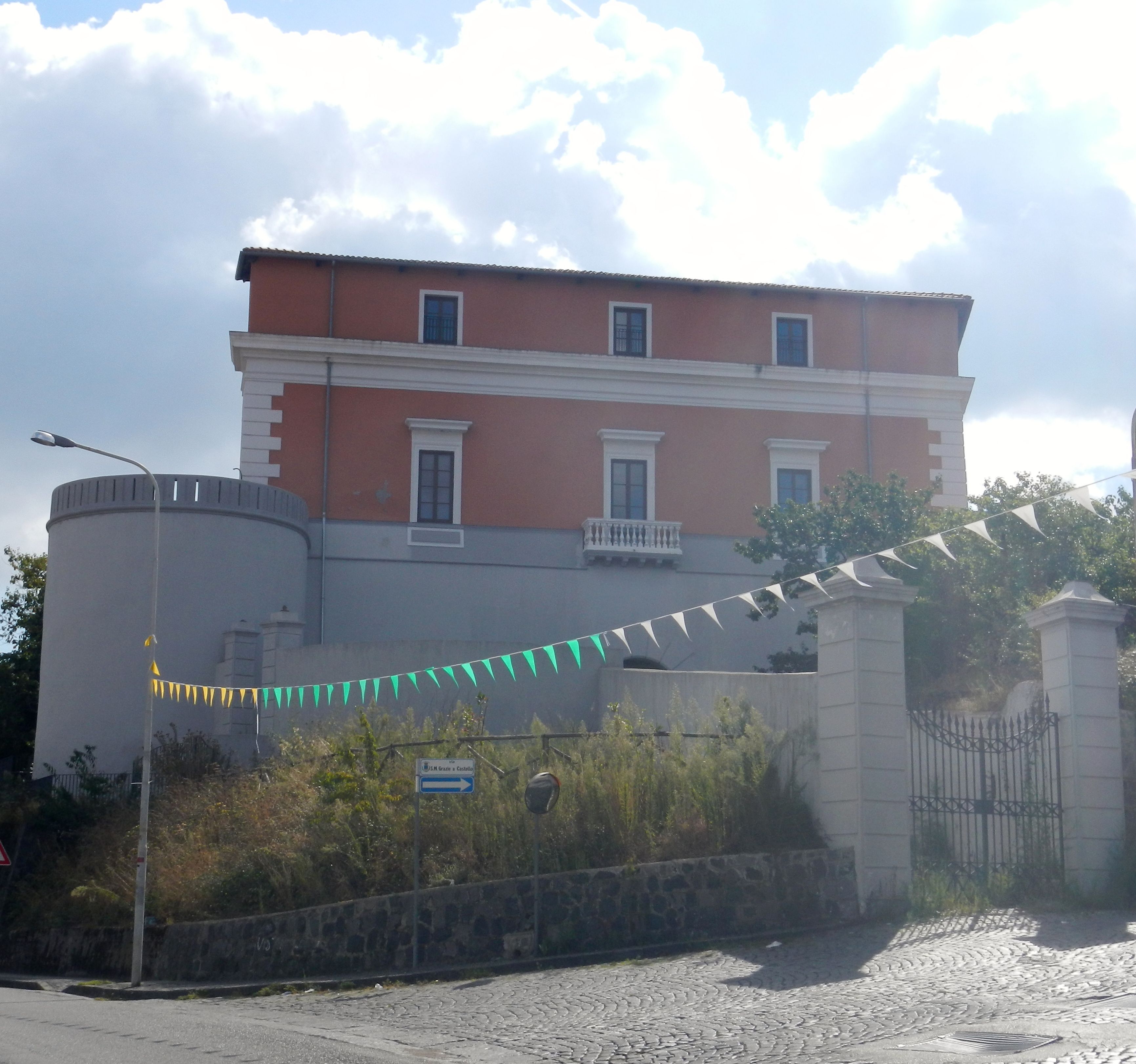 Castello d'Alagno aka Totò - Somma Vesuviana | Secret World Trip Planner