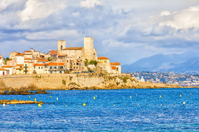 ಆಂಟಿಬ್ಸ್ ದಿ ಬ್ಯೂಟಿಫುಲ್ - Antibes | Secret World Trip Planner