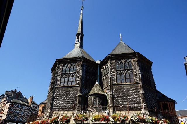 Sankt Catherine Kirke - Honfleur | Secret World Trip Planner