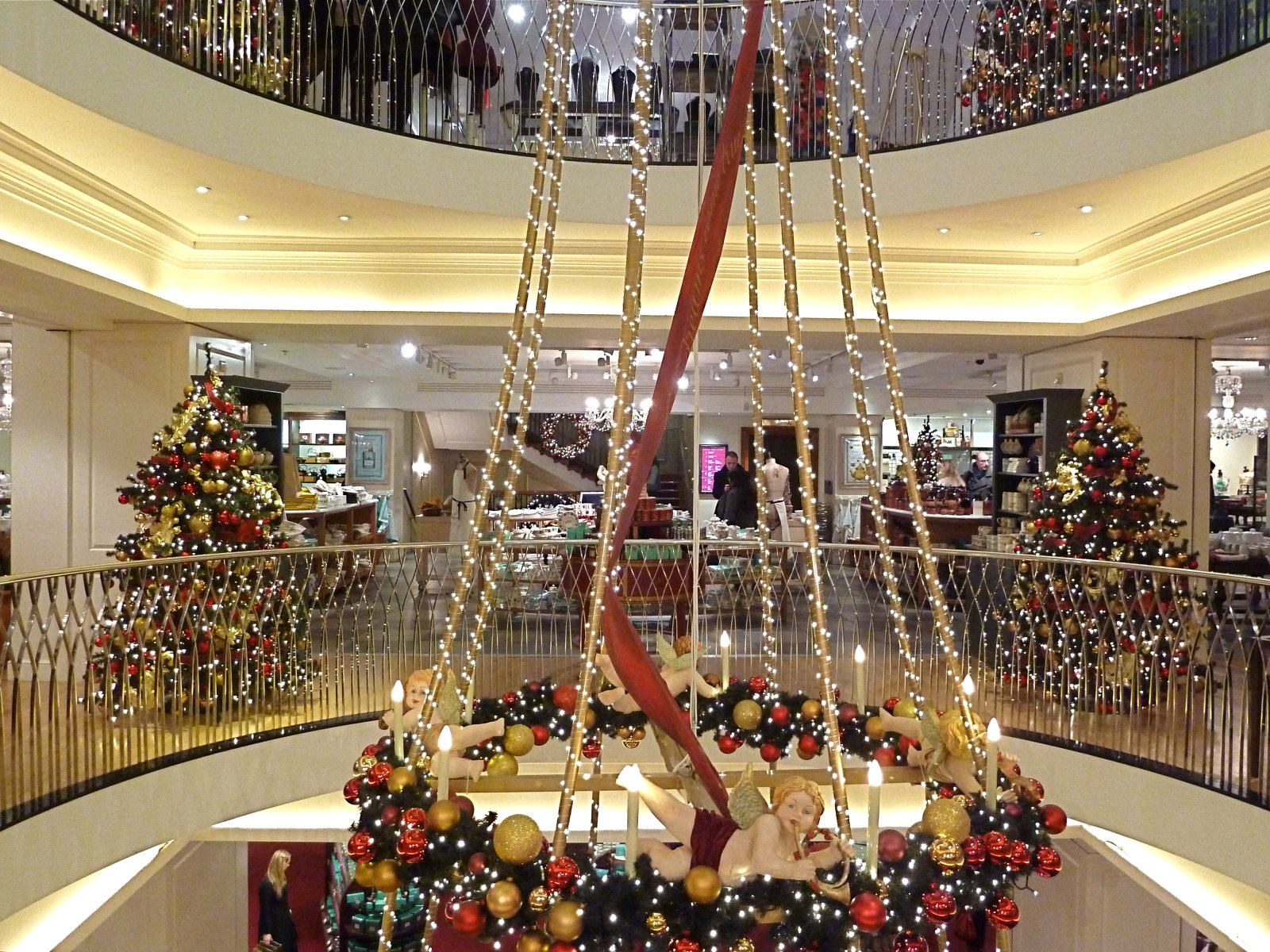 Fortnum और मेसन - Londra | Secret World Trip Planner