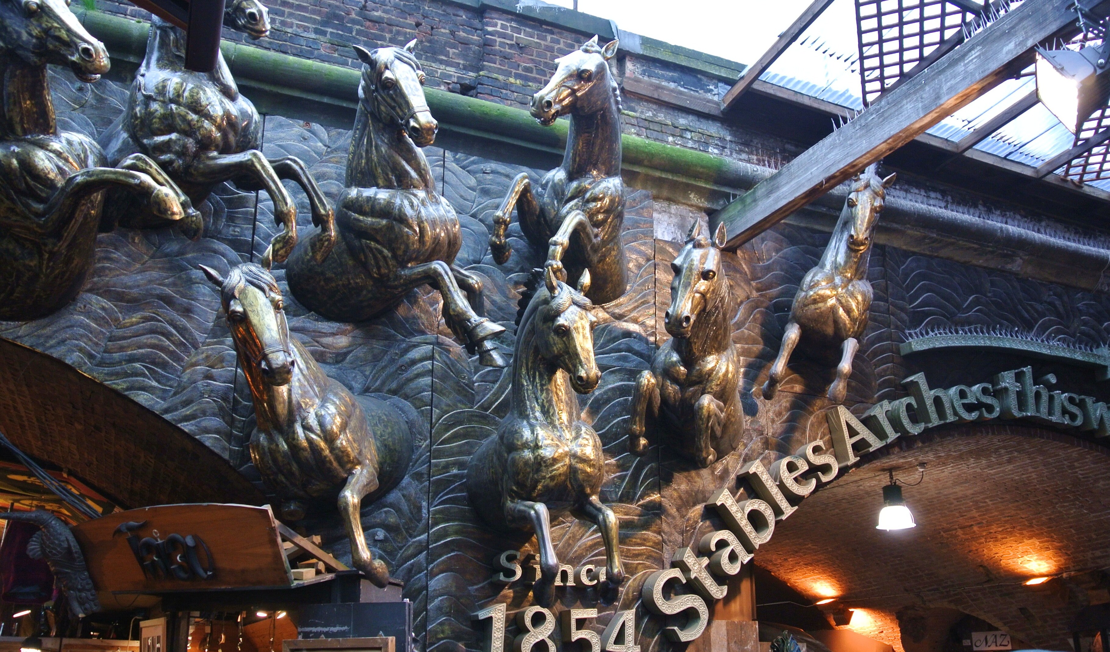 Tržnica Camden Staje  - Londra | Secret World Trip Planner