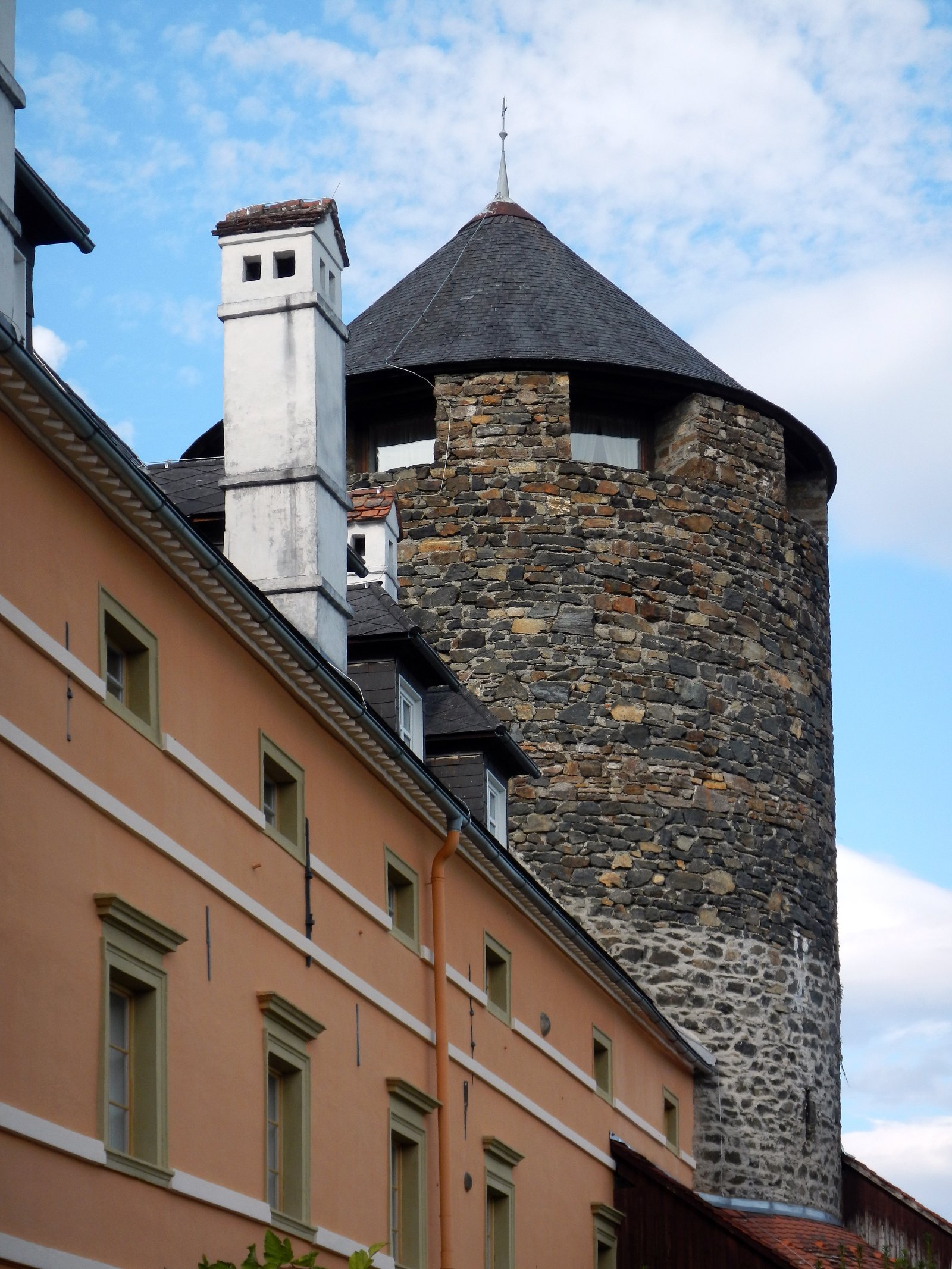 Burg Deutschlandsberg - Deuschlandsberg | Secret World Trip Planner
