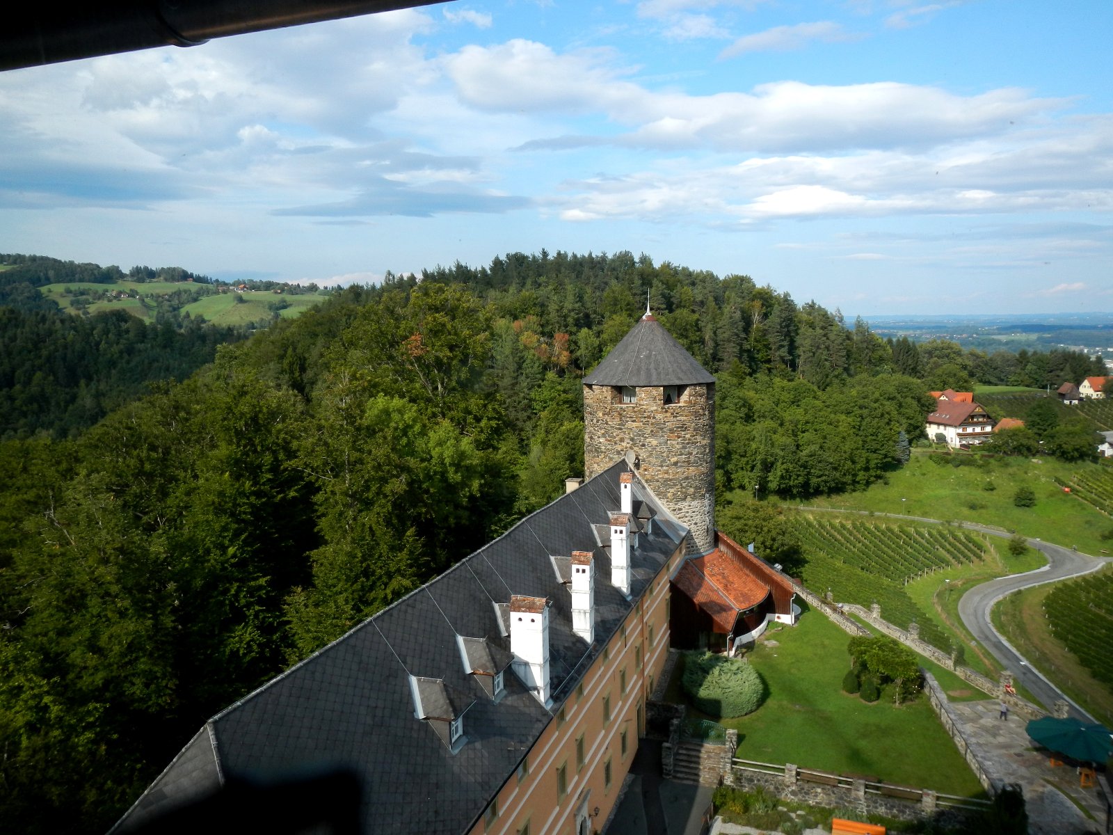 Burg Deutschlandsberg - Deuschlandsberg | Secret World Trip Planner