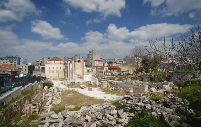 Hadriani raamatukogu - Athina | Secret World Trip Planner