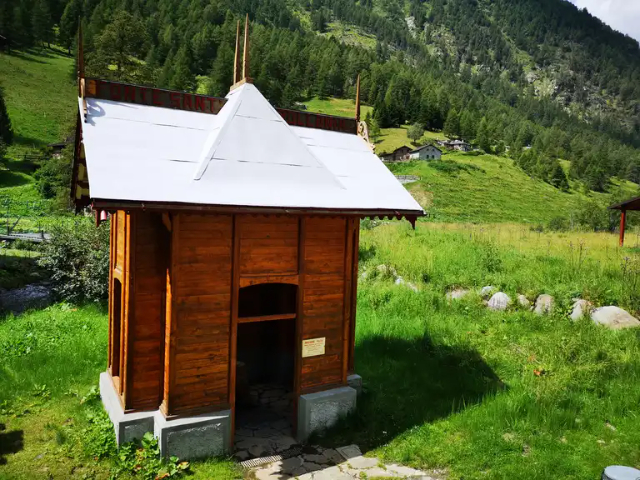 מזרקת סנט אפולוניה - Via Statale del Passo Gavia | Secret World Trip Planner