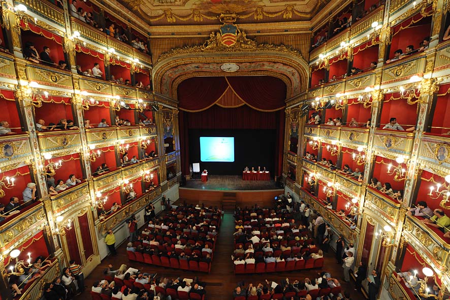 Giuseppe Verdi Tiyatrosu - Salerno | Secret World Trip Planner
