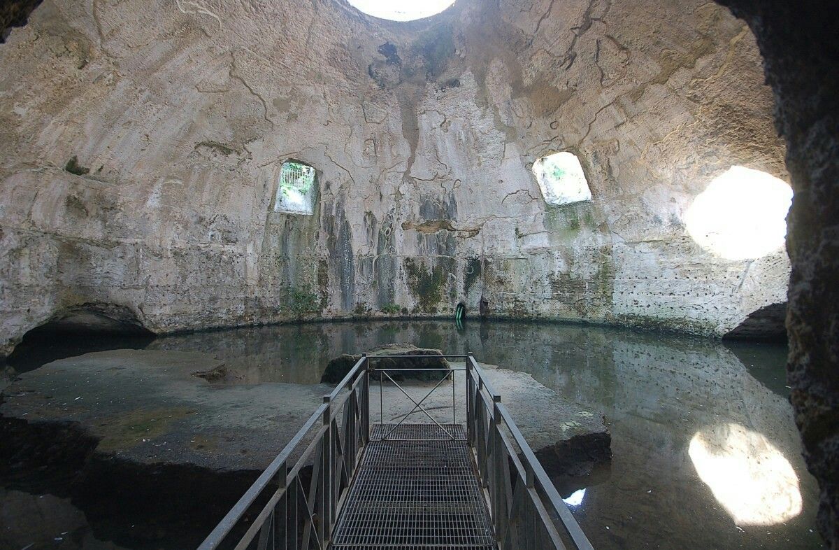 P. zza Carita' - Baia | Secret World Trip Planner