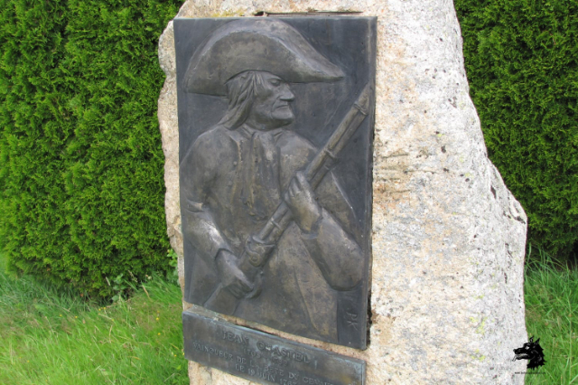 Monument til Jean Chastel - La Besseyre-Saint-Mary | Secret World Trip Planner