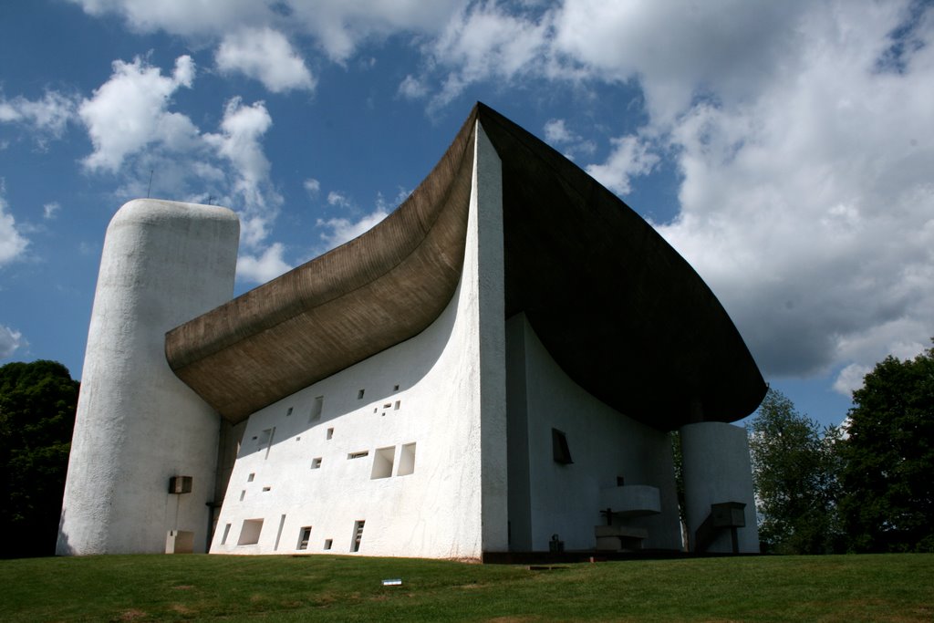 Ronchamp / Notre Dame de haut och Le Corbusier — Ronchamp