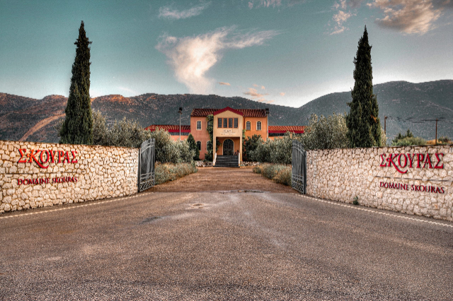 Domaine Skouras vyninė - Argos | Secret World Trip Planner