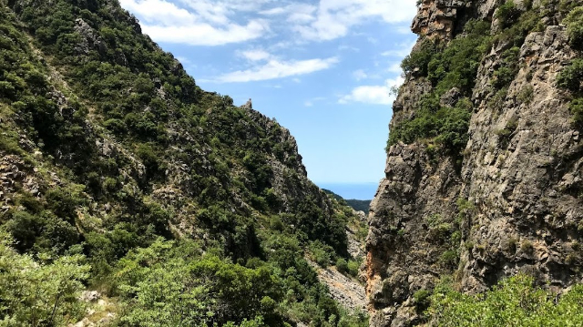 Soteska Vyros - Vyros Gorge | Secret World Trip Planner