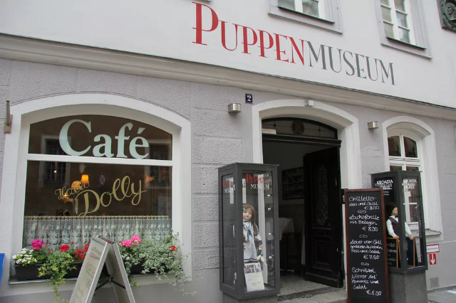 Muzeul de păpuși din Coburg - Coburg | Secret World Trip Planner