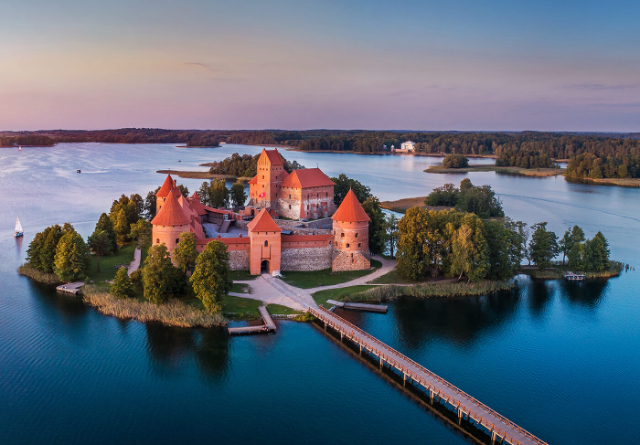 Трокскі Астраўны замак - Trakai | Secret World Trip Planner