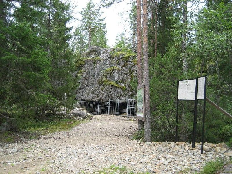 Susiluola (Vlčia Jaskyňa) - Kristiinantie 100 | Secret World Trip Planner