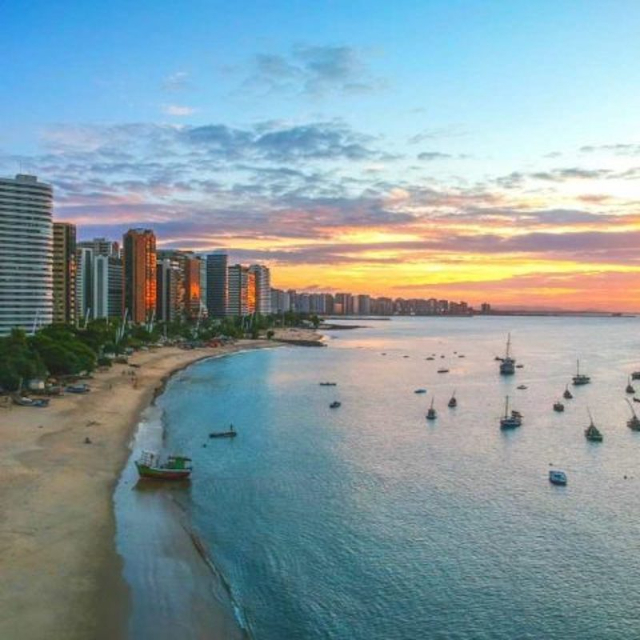 Plage d'Iracema - Praia de Iracema | Secret World Trip Planner