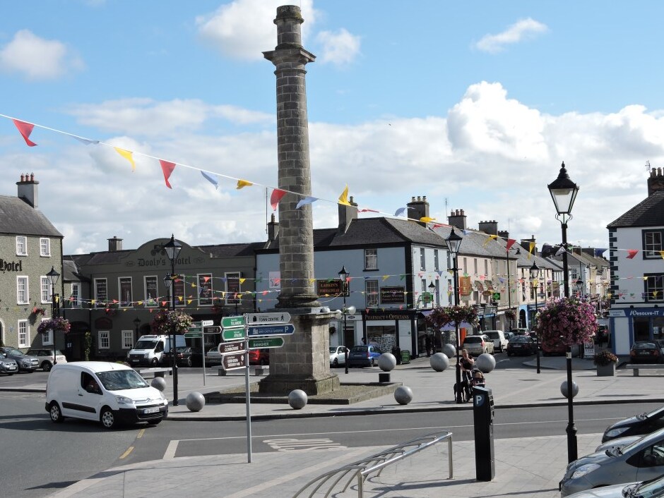 La pittoresca città patrimonio di Birr — Birr