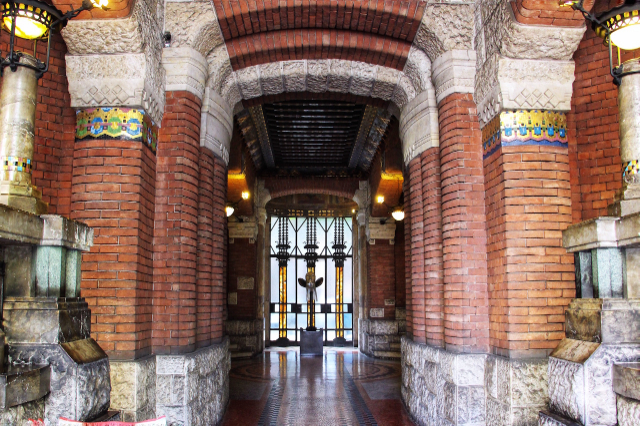 পালাজো বেরি মেরেগাল্লি - Milano | Secret World Trip Planner