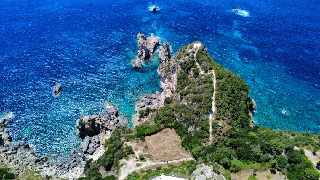Découvrir Corfou : Un Paradis Vert entre Mer et Histoire - Corfù | Secret World Trip Planner