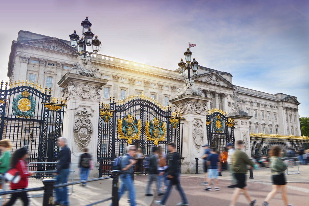 Buckingham Palace entdecken: Kunst und Architektur - Londra SW1A 1AA | Secret World Trip Planner