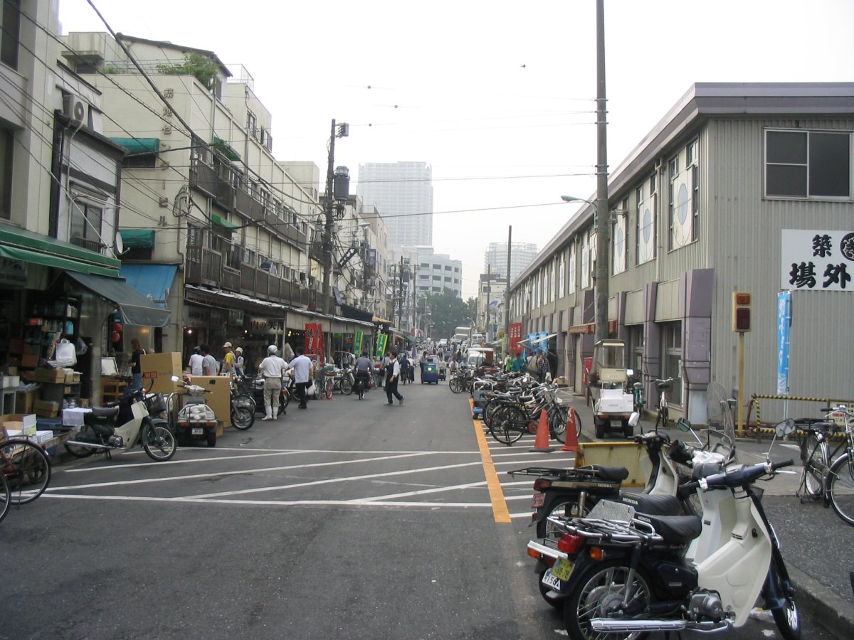 Découvrir le Marché de Tsukiji : Voyage au Coeur des Saveurs Japonaises - Chuo City | Secret World Trip Planner