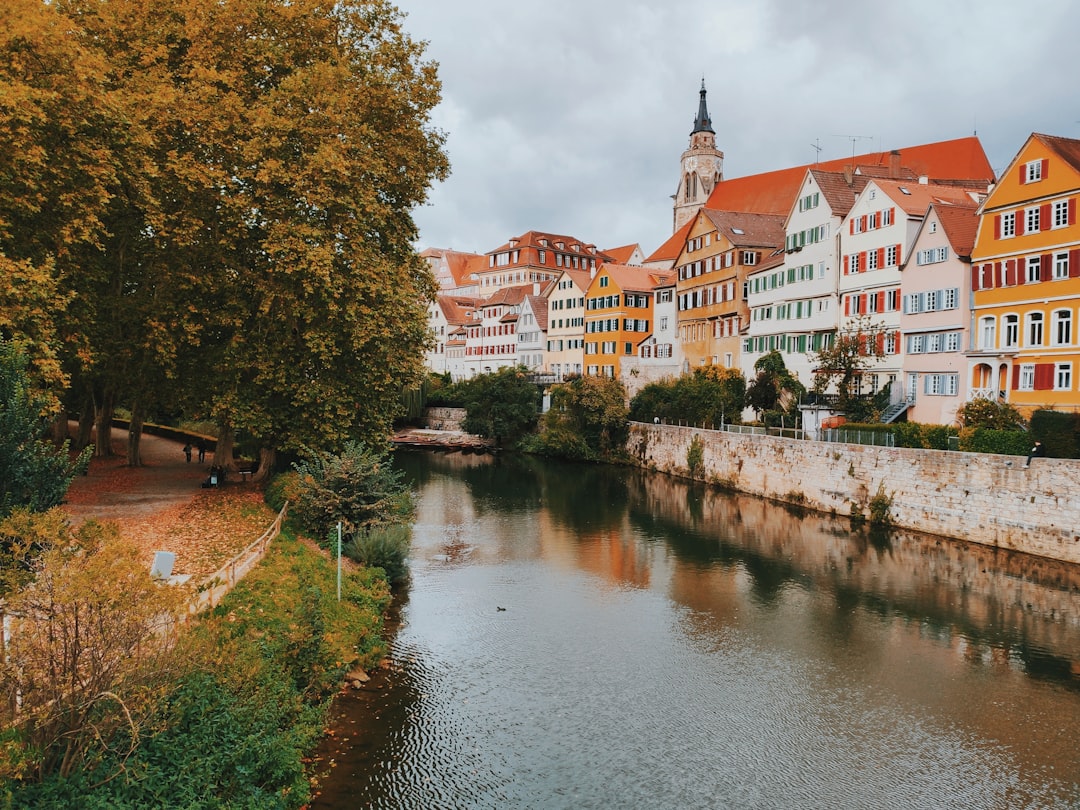 Secret World vs TripIt in Hannover: The Best Trip Planner - Hannover | Secret World Trip Planner
